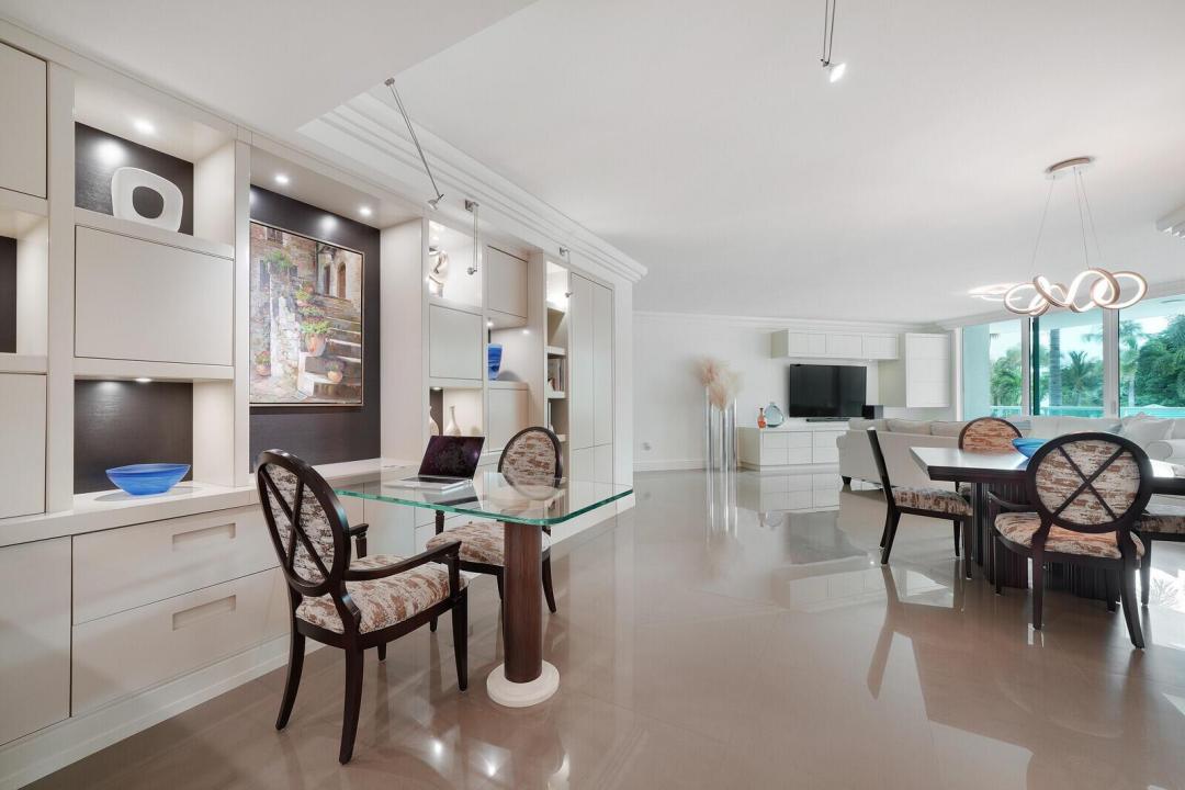 550 SE Mizner Boulevard B209, Boca Raton, Florida 33432, Stati Uniti