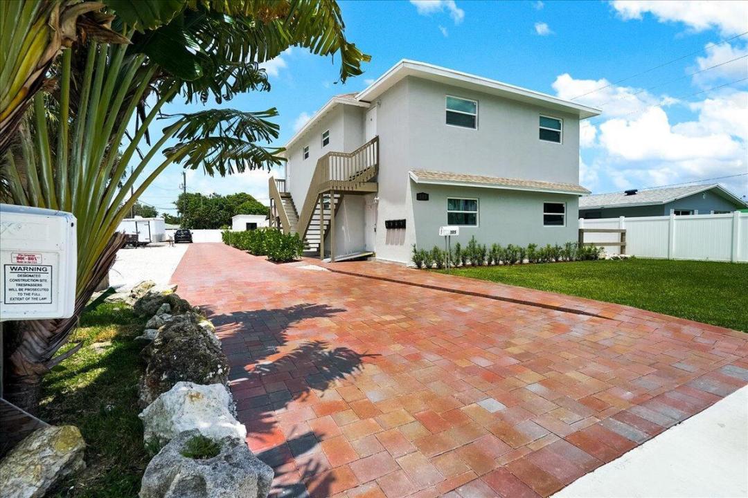305 Cypress E Drive 1,2,3,4,5, Lake Park, Floride 33403, États-Unis