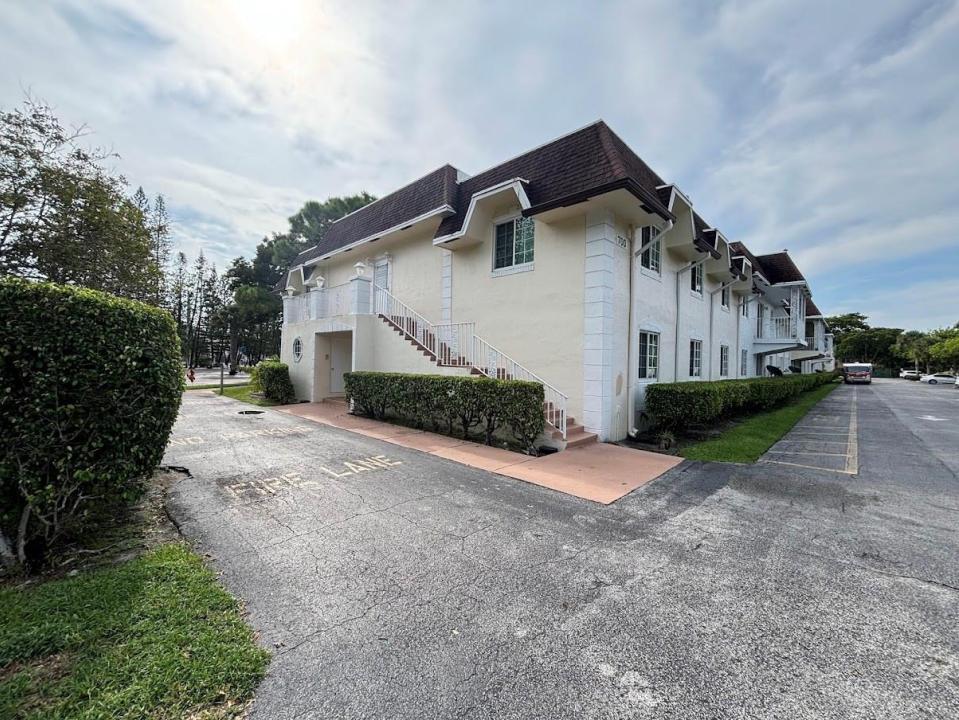 700 SE 2nd Avenue 409, Deerfield Beach, Floride 33441, États-Unis