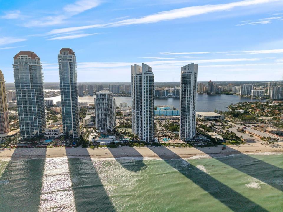 18101 Collins Avenue 801, Sunny Isles Beach, Floride 33160, États-Unis
