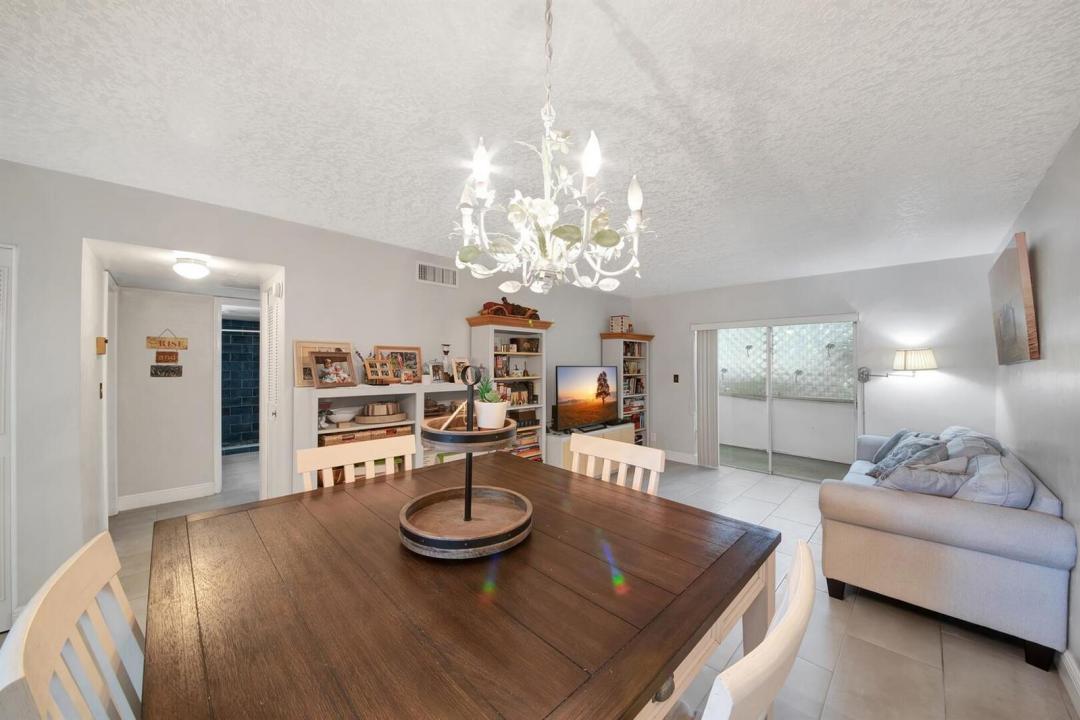 2812 S Garden Drive 109, Lake Worth, Floride 33461, États-Unis