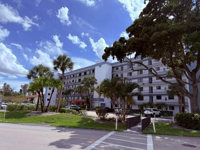 7770 Tahiti Lane 405, Lake Worth, Floride 33467, États-Unis