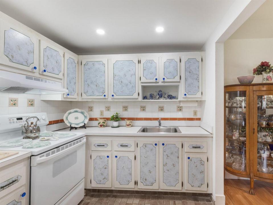 499 Saxony K, Delray Beach, Florida 33446, USA