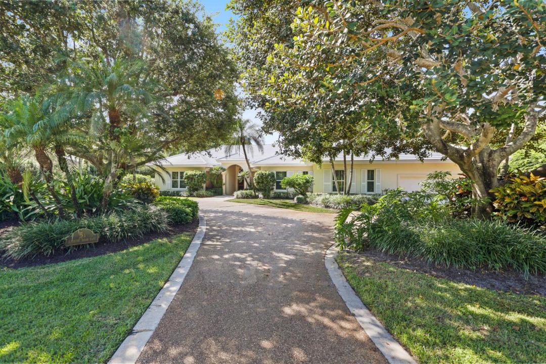 5 Country E Road A, Floride 33436, États-Unis