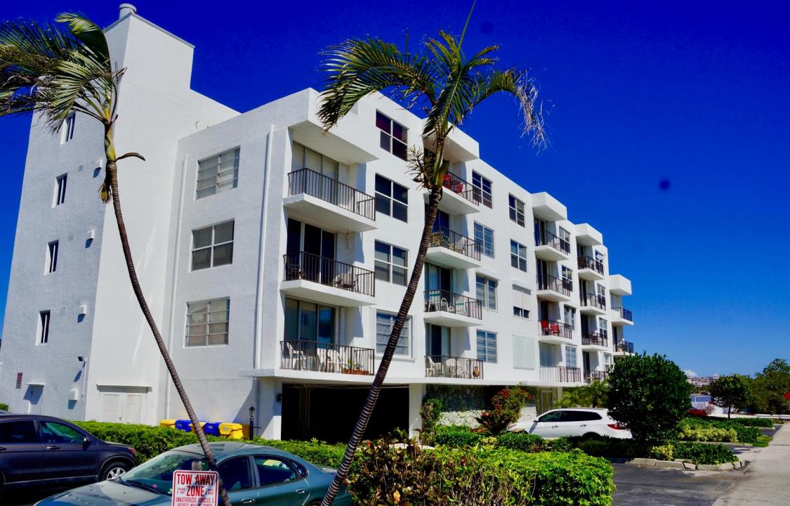 301 Croton Avenue 406, Lantana, Floride 33462, États-Unis