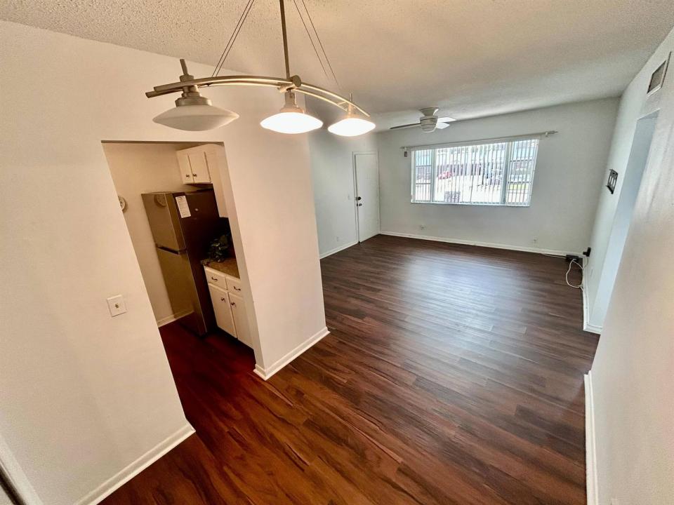 350 S Cypress Road 521, Pompano Beach, Florida 33060, USA