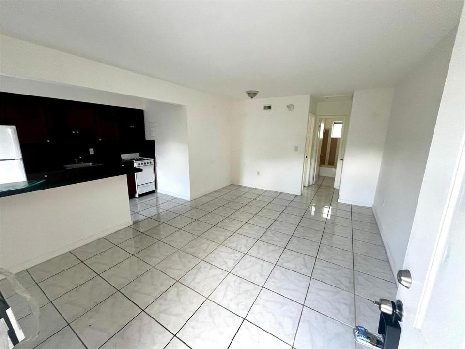 751 NE 83rd Terrace 18, Miami, Floride 33138, États-Unis