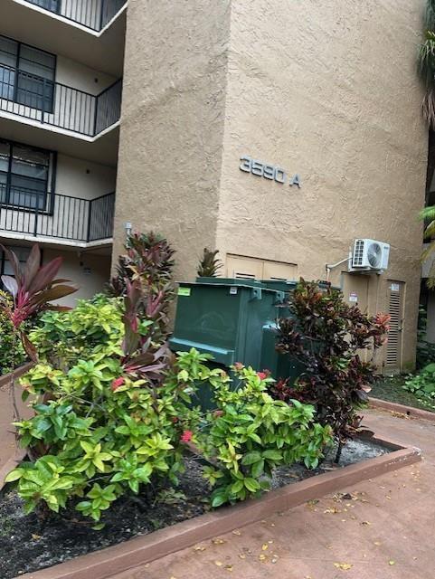3590 Blue Lake Drive 305, Pompano Beach, Florida 33064, Stati Uniti