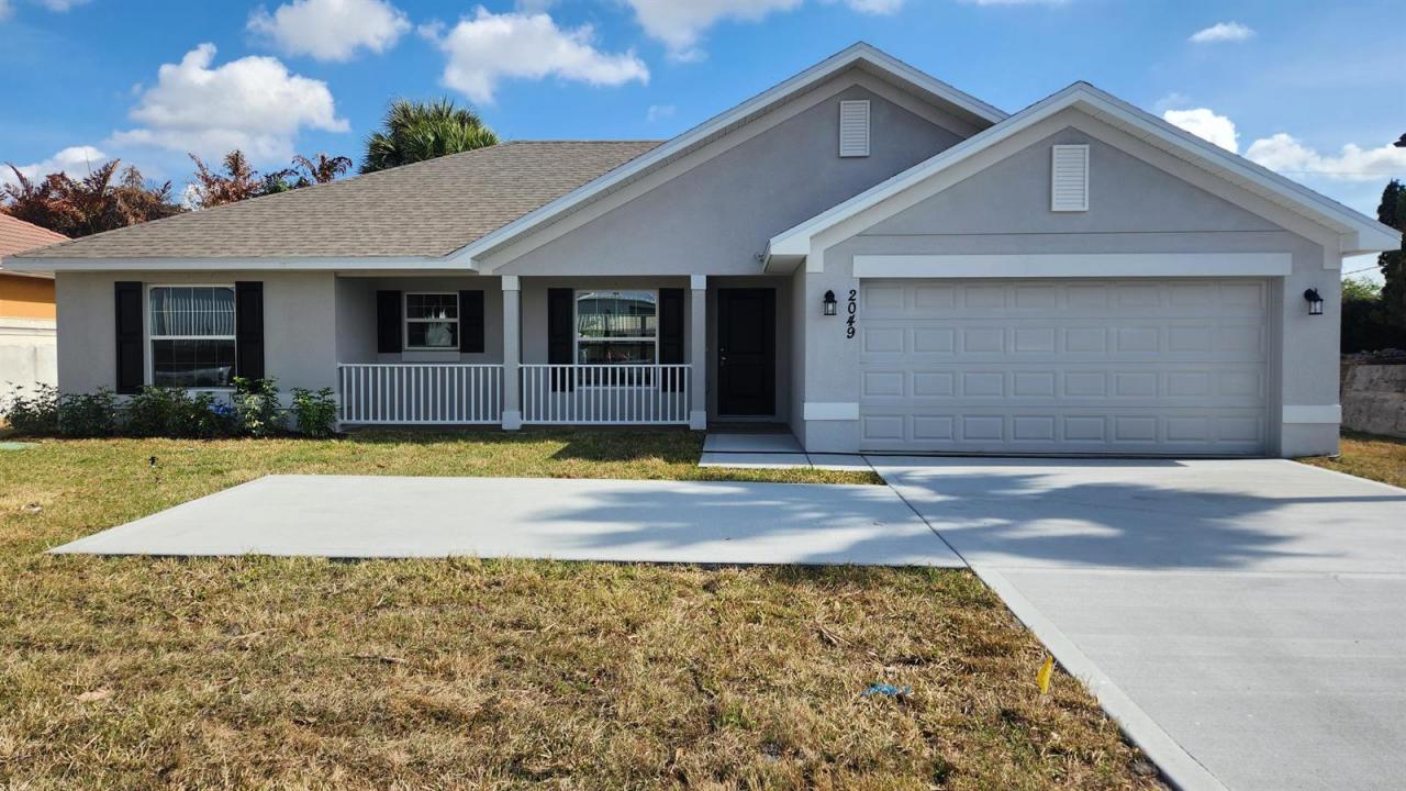 2049 SW Bayshore Boulevard, Port St. Lucie, Flórida 34984, Estados Unidos