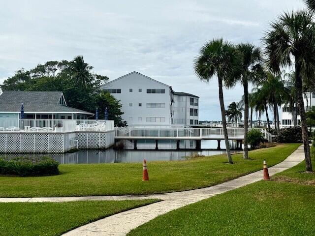 1550 NE Ocean Boulevard B101, Stuart, Florida 34996, Stati Uniti