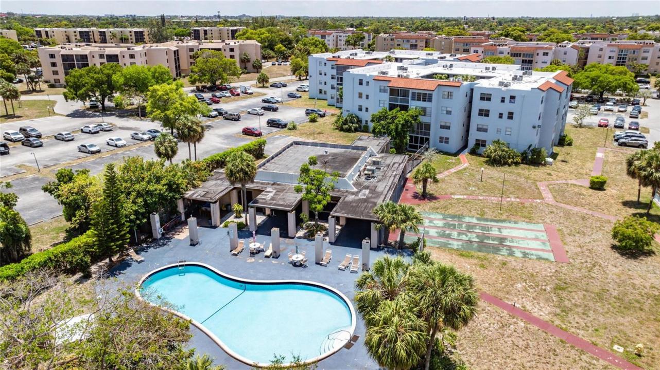 2800 Somerset Drive 218j, Lauderdale Lakes, Floride 33311, États-Unis