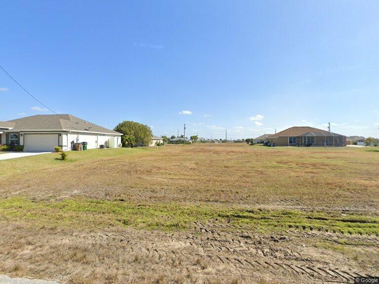523 NW 25th Place, Cape Coral, Florida 33993, Stati Uniti
