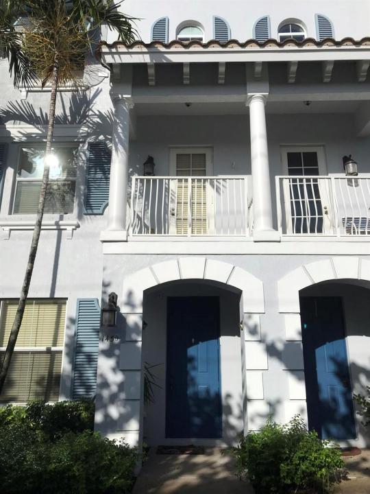 1430 Via Alferi, Boynton Beach, Florida 33426, USA