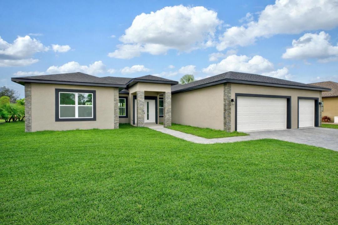 Sebring, Florida 33872