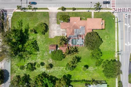 556 E Hillsboro Boulevard, Deerfield Beach, Floride 33441, États-Unis