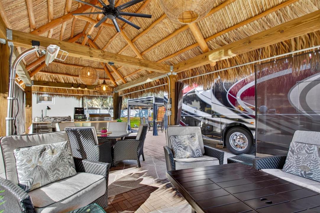 6 S Cortez Drive 6, Margate, Florida 33068, Stati Uniti