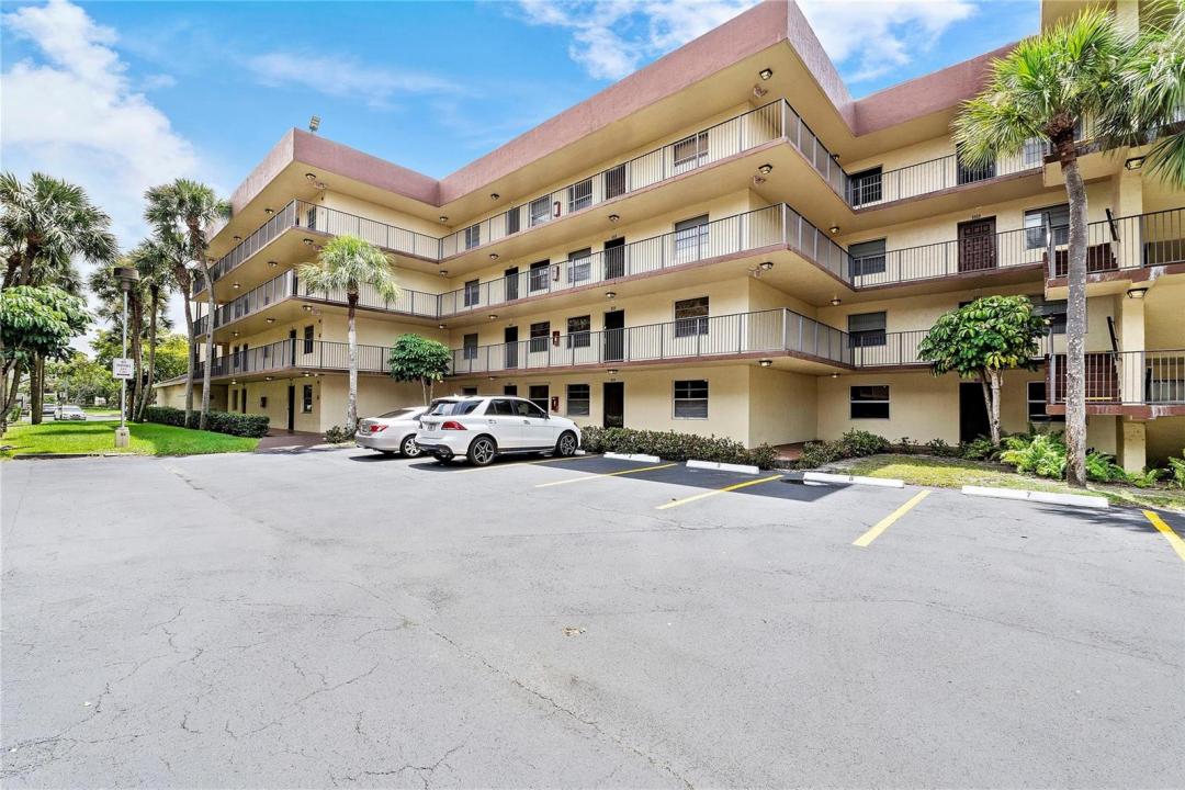 3141 NW 47th Terrace 130, Lauderdale Lakes, Floride 33319, États-Unis