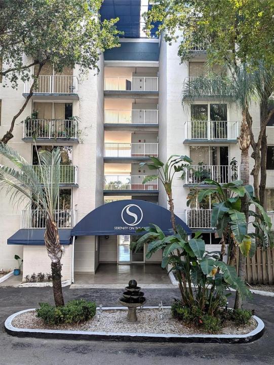 1740 NW North River Drive 329, Miami, Floride 33125, États-Unis