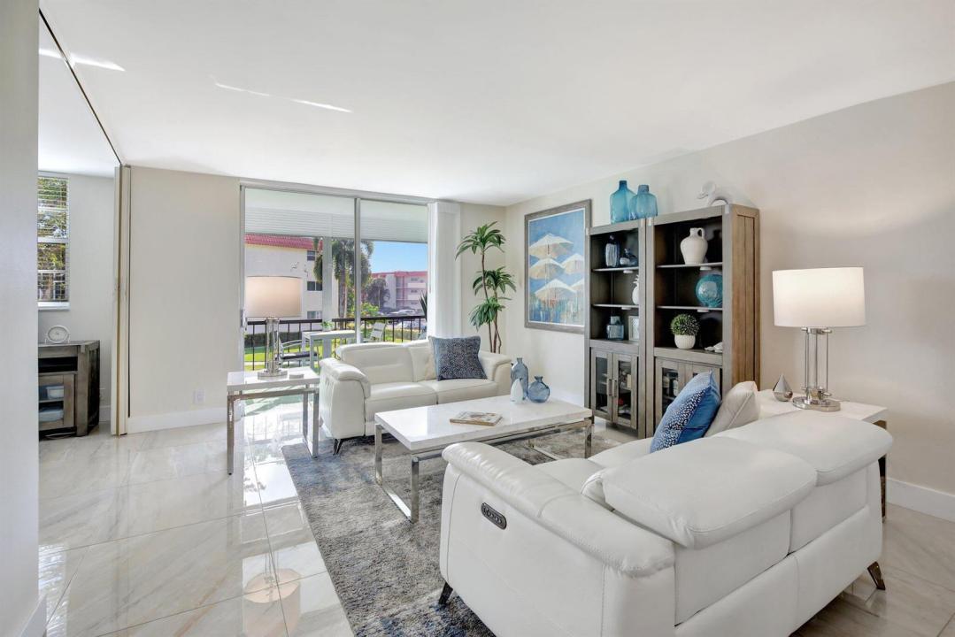 9720 S Hollybrook Lake Drive 204, Pembroke Pines, Floride 33025, États-Unis