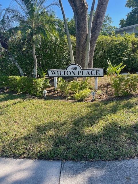 900 NE 26 Street 15, Wilton Manors, Florida 33305, USA