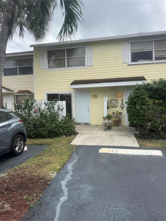 2845 NE 15TH Street, Pompano Beach, Florida 33062, Stati Uniti