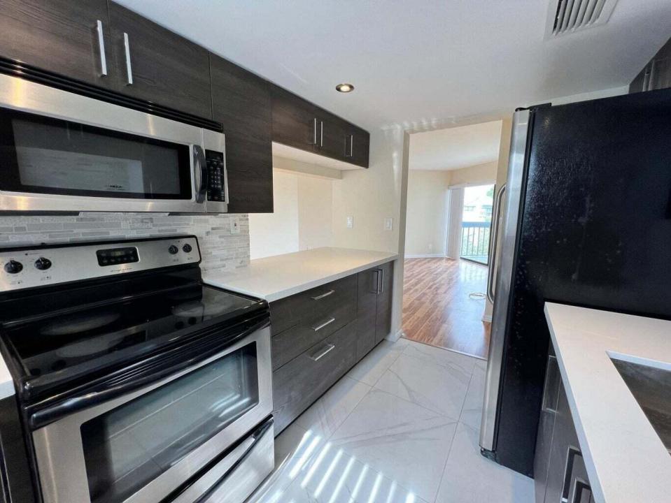 1900 N Congress Avenue 403, West Palm Beach, Florida 33401, USA