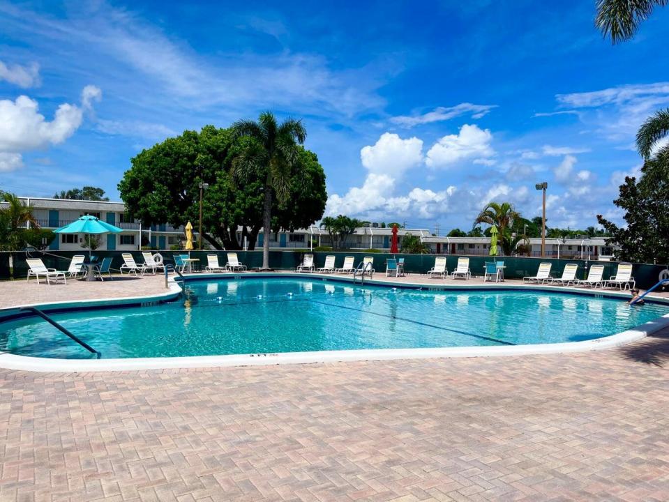2840 Lake Osborne Drive 205, Lake Worth, Floride 33461, États-Unis