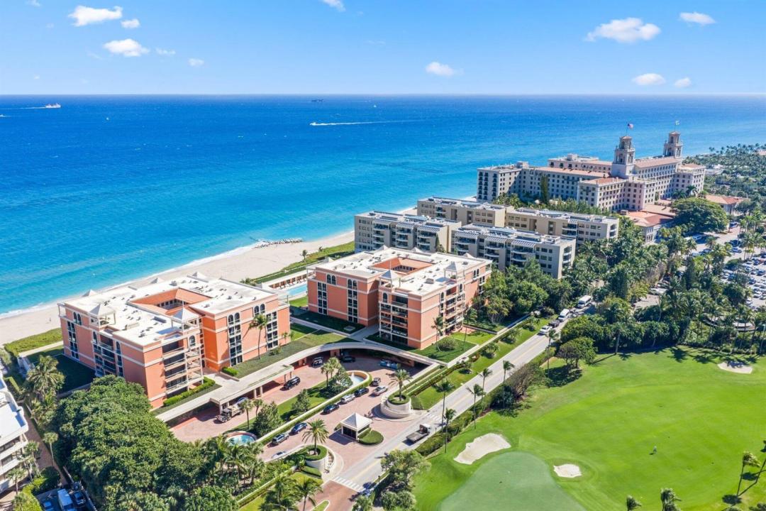 2 N Breakers Row S32, Palm Beach, Florida 33480