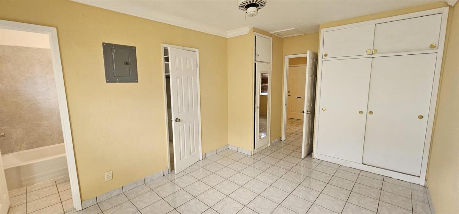 2211 Lincoln Street 11, Hollywood, Floride 33020, États-Unis