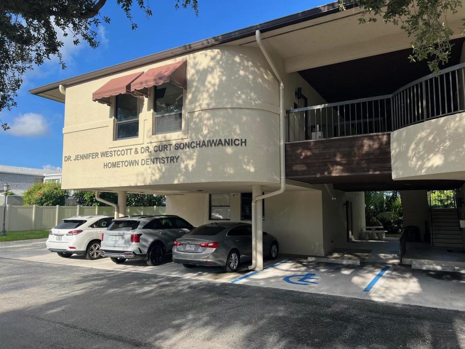 10625 N Military Trail 101, Palm Beach Gardens, Florida 33410, Stati Uniti