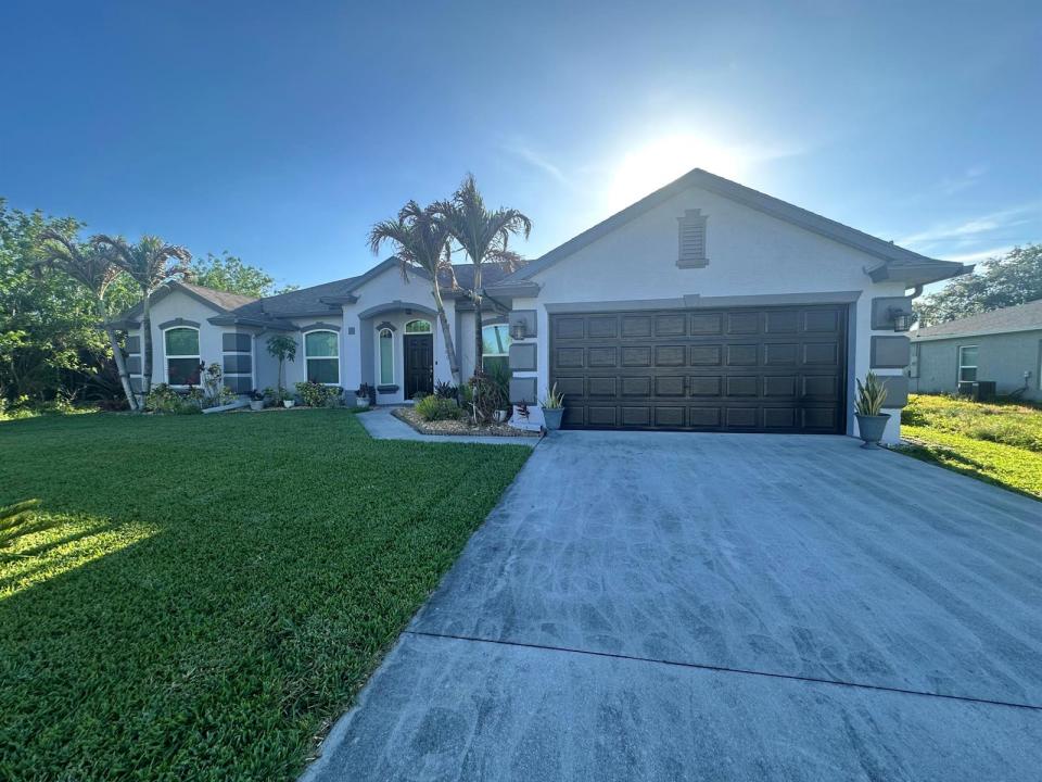 585 SW Undallo Road, Port St. Lucie, Floride 34953, États-Unis