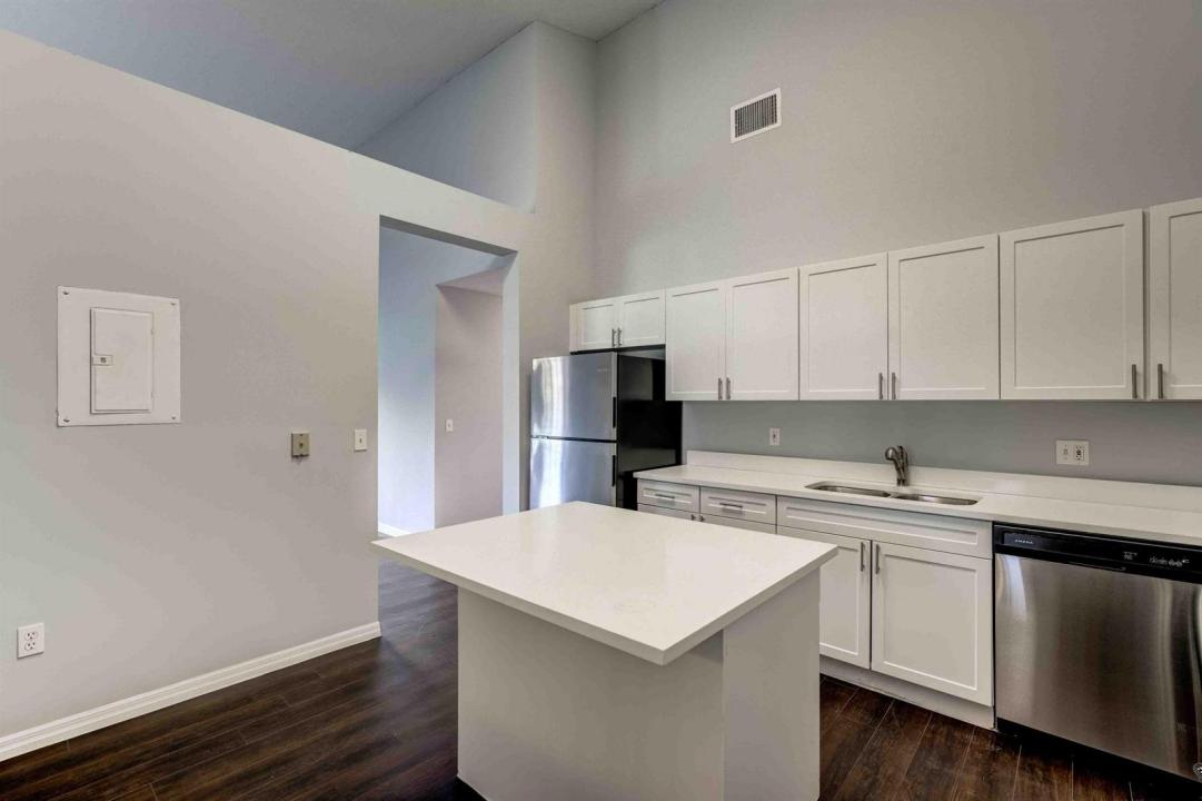 4685 N Haverhill Road B24, West Palm Beach, Floride 33417, États-Unis