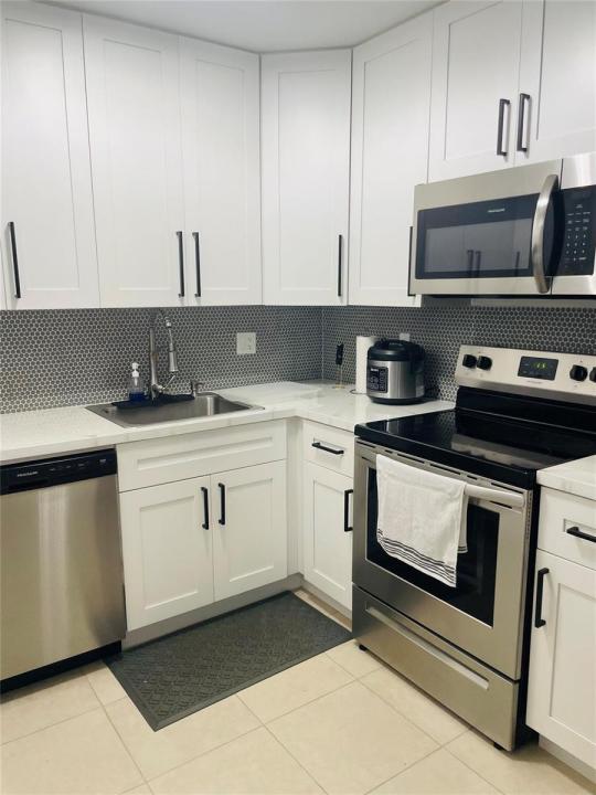 8745 Shadow Wood Boulevard 105, Coral Springs, Florida 33071, Stati Uniti