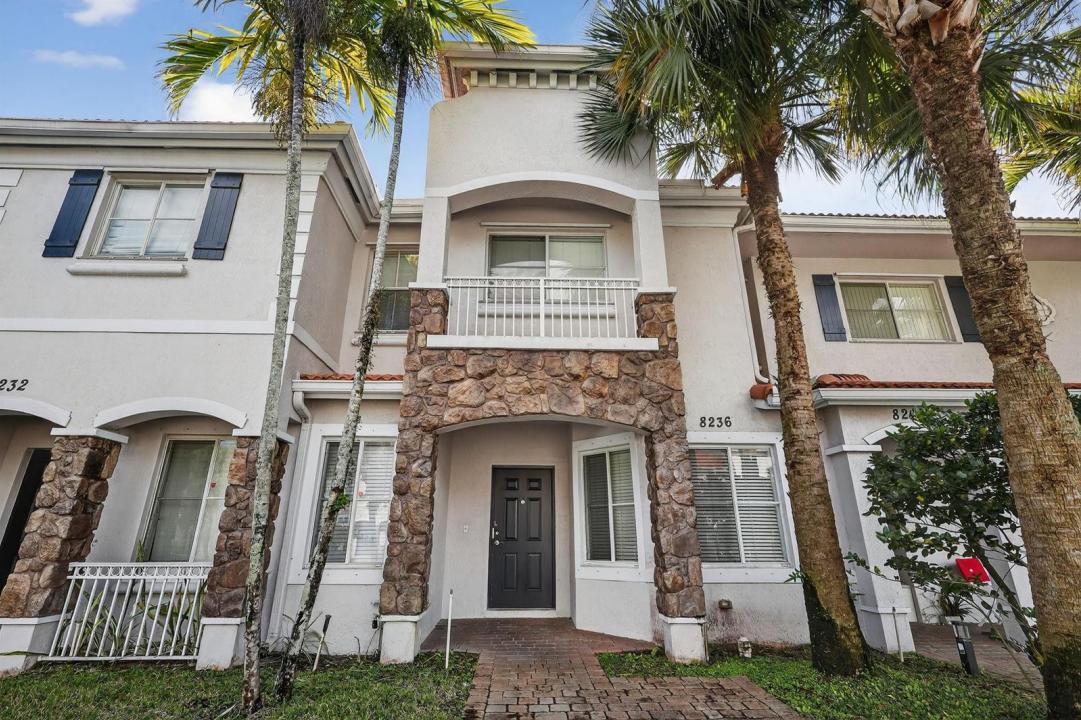 8236 SW 25th Court 103, Miramar, Floride 33025, États-Unis