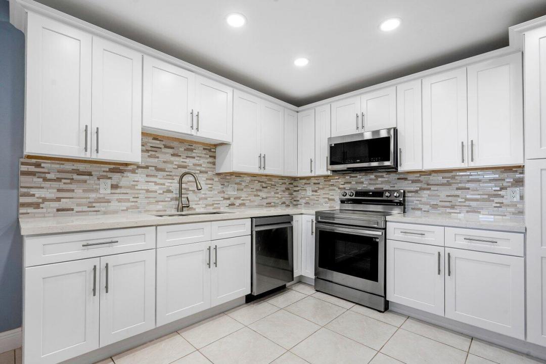 1740 NW 19th Terrace 204, Delray Beach, Floride 33445, États-Unis