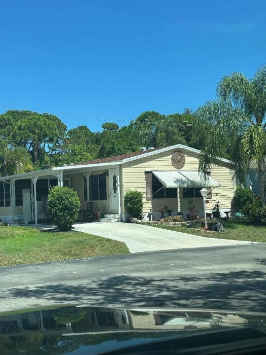 456 Tropical Isles Circle, Fort Pierce, Florida 34982, USA