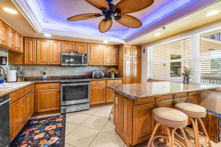 374 Golfview Road 205, North Palm Beach, Florida 33408, Estados Unidos