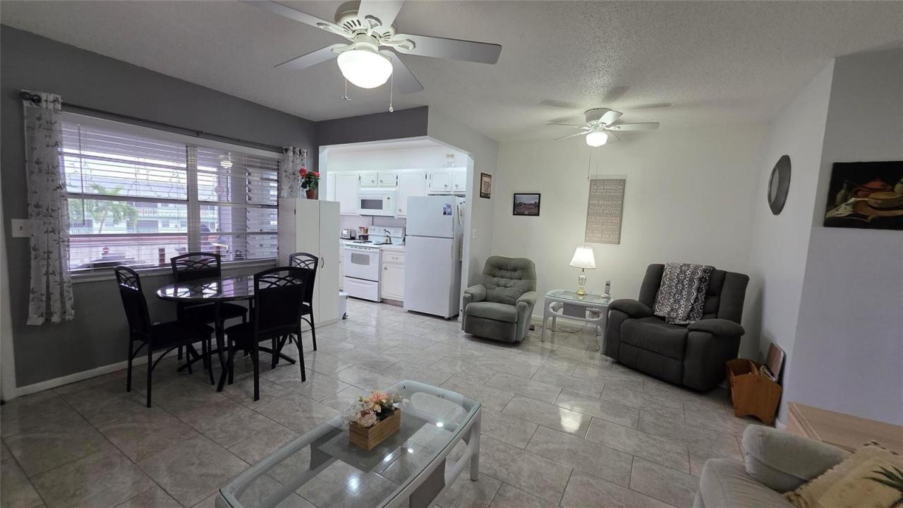 5300 Washington Street L338, Hollywood, Floride 33021, États-Unis