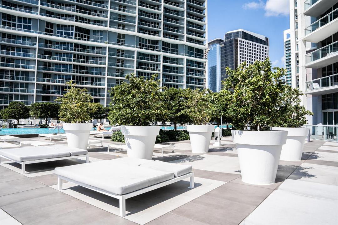 495 Brickell Avenue 911, Miami, Florida 33131, USA