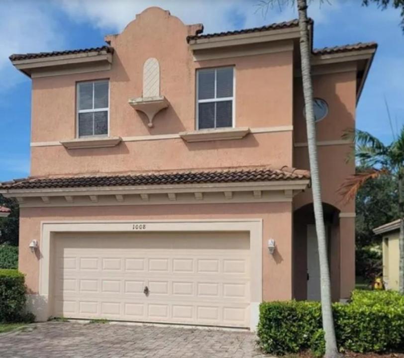 1008 NE 39th Avenue, Homestead, Floride 33033, États-Unis