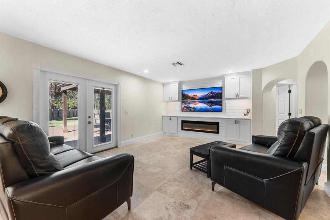 6567 Cindi Lane, Florida 33467, USA