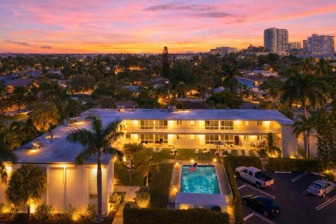 3205 SE 7th Street 206, Pompano Beach, Florida 33062, Stati Uniti
