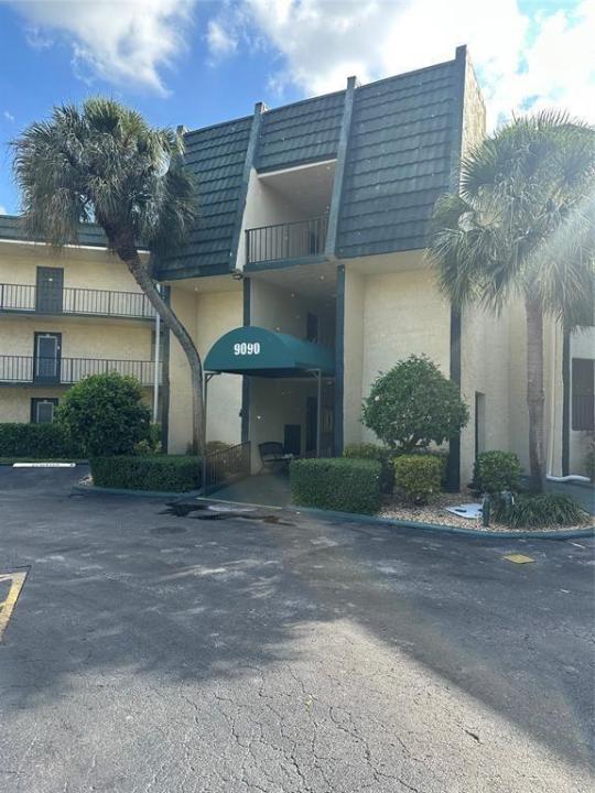 9090 Lime Bay Boulevard 115, Tamarac, Floride 33321, États-Unis