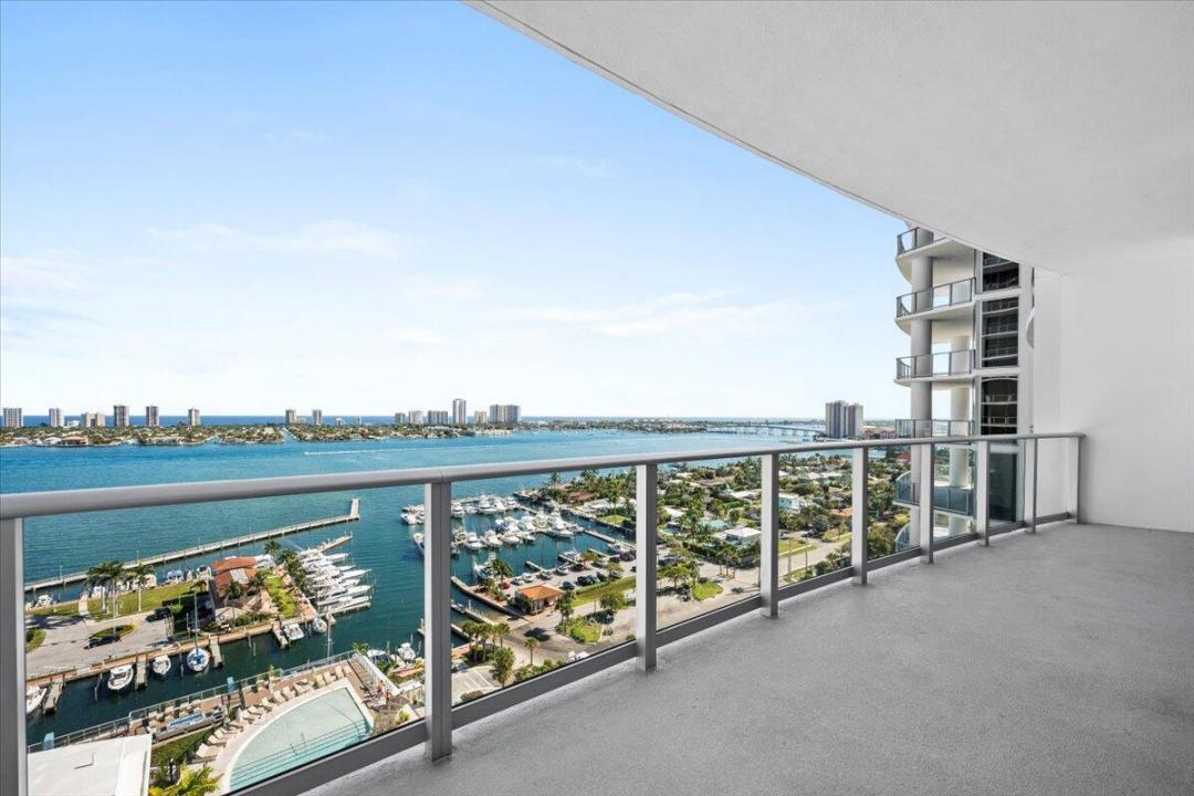 220 Lake Shore Drive 1706, Lake Park, Floride 33403, États-Unis