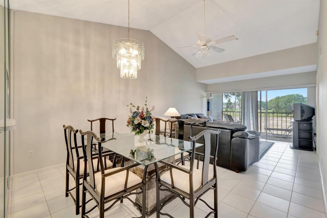 280 NW 67th Street B207, Boca Raton, Florida 33487, Stati Uniti