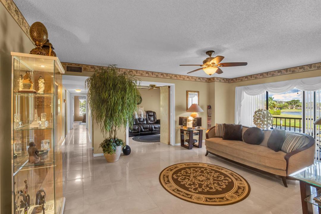 1012 Green Pine Boulevard H2, West Palm Beach, فلوريدا 33409, الولايات المتحدة