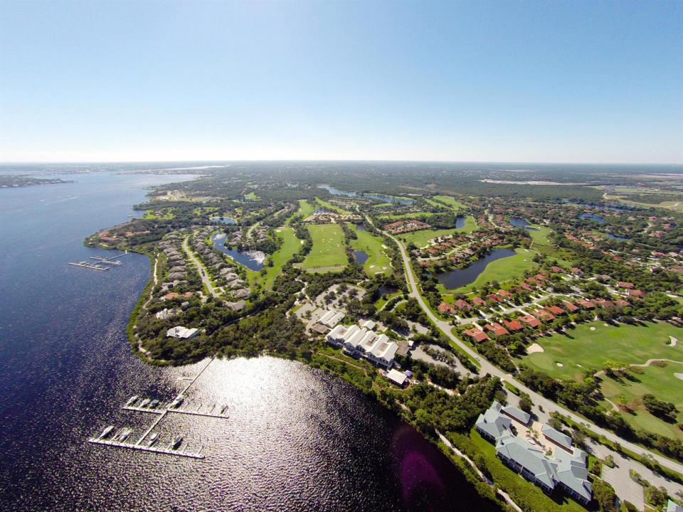 13505 NW Coco Plum Court, Palm City, Florida 34990, USA