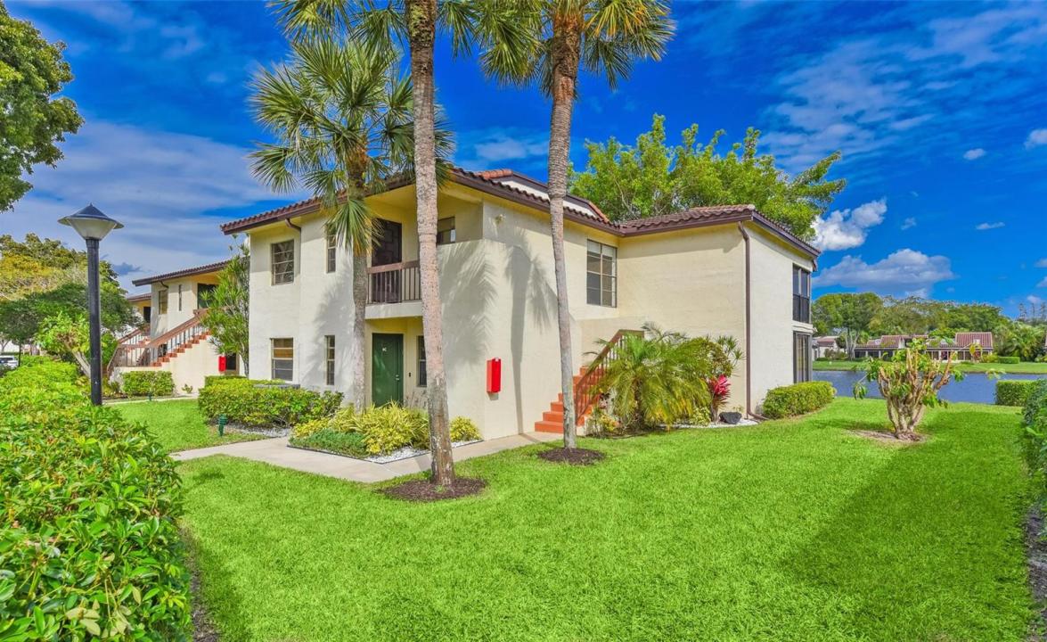 21827 Arriba Real L, Boca Raton, Florida 33433, USA
