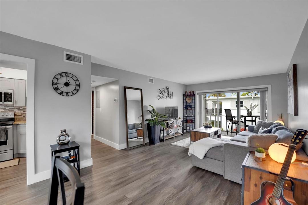 2161 NE 42nd Court 215, Lighthouse Point, Florida 33064, Stati Uniti