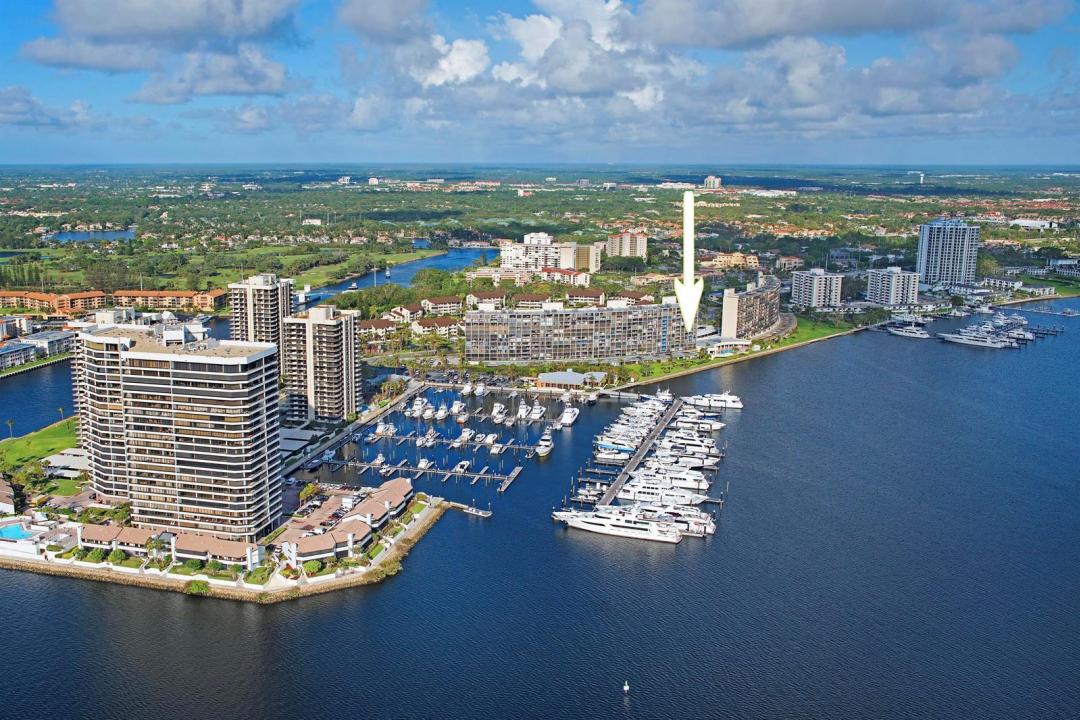 126 Lakeshore Drive 526, North Palm Beach, Floryda 33408, USA